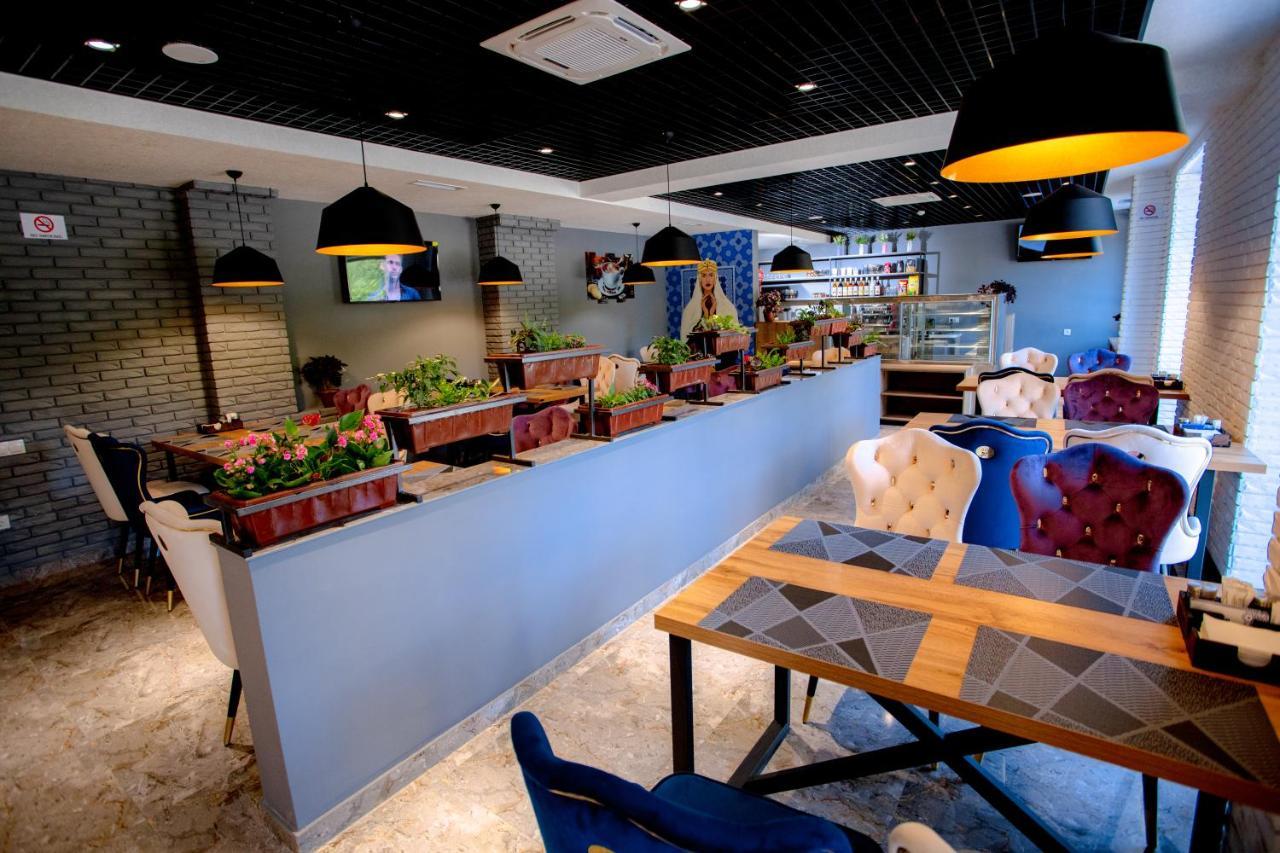 Sharaf Hotel タシュケント エクステリア 写真