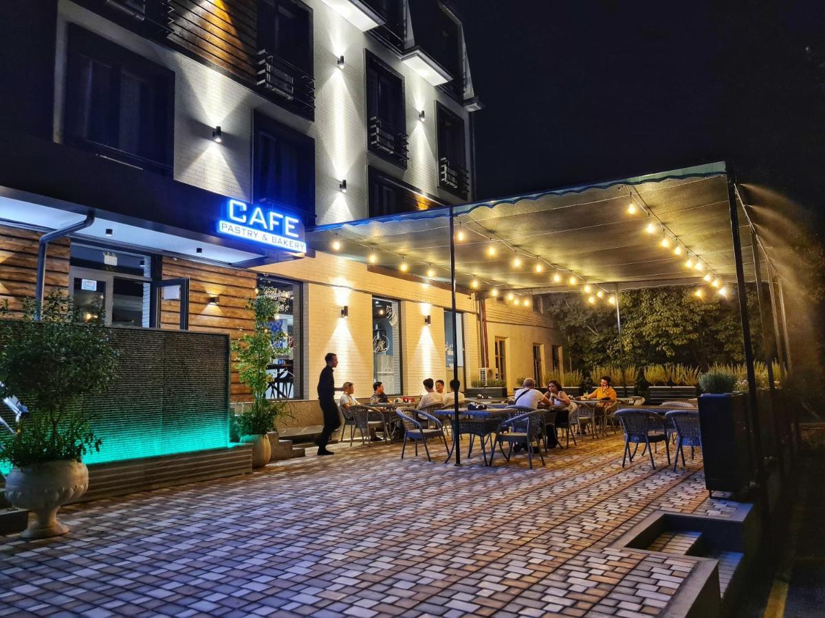 Sharaf Hotel タシュケント エクステリア 写真