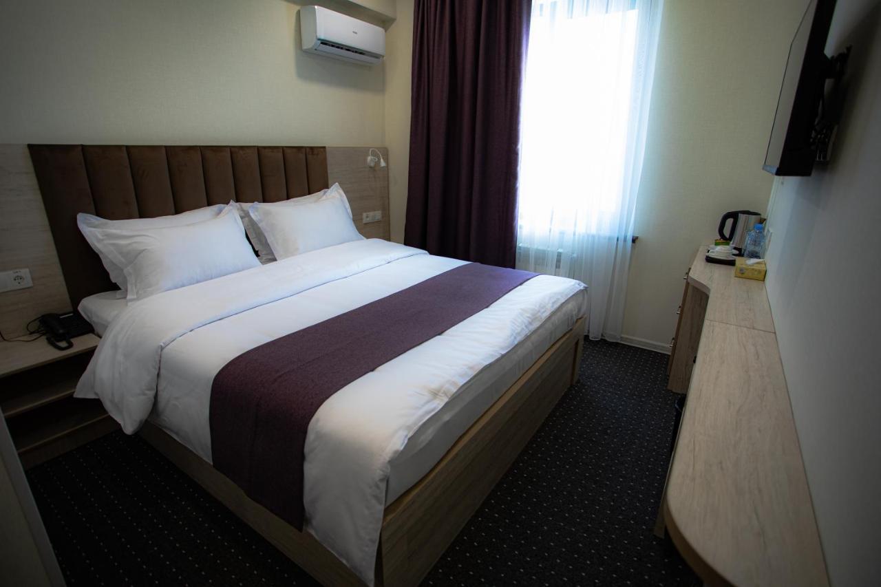 Sharaf Hotel タシュケント エクステリア 写真