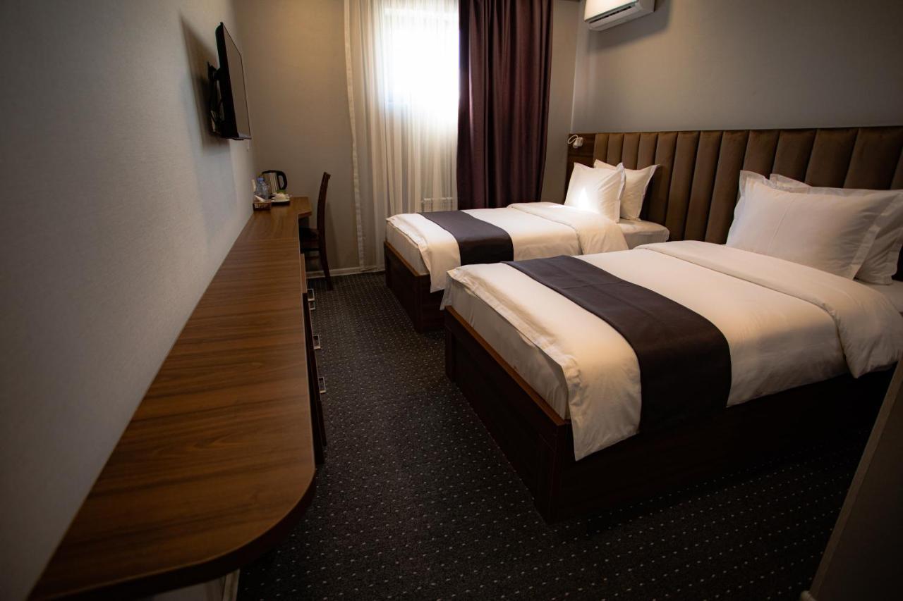 Sharaf Hotel タシュケント エクステリア 写真