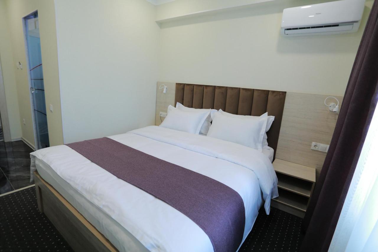 Sharaf Hotel タシュケント エクステリア 写真