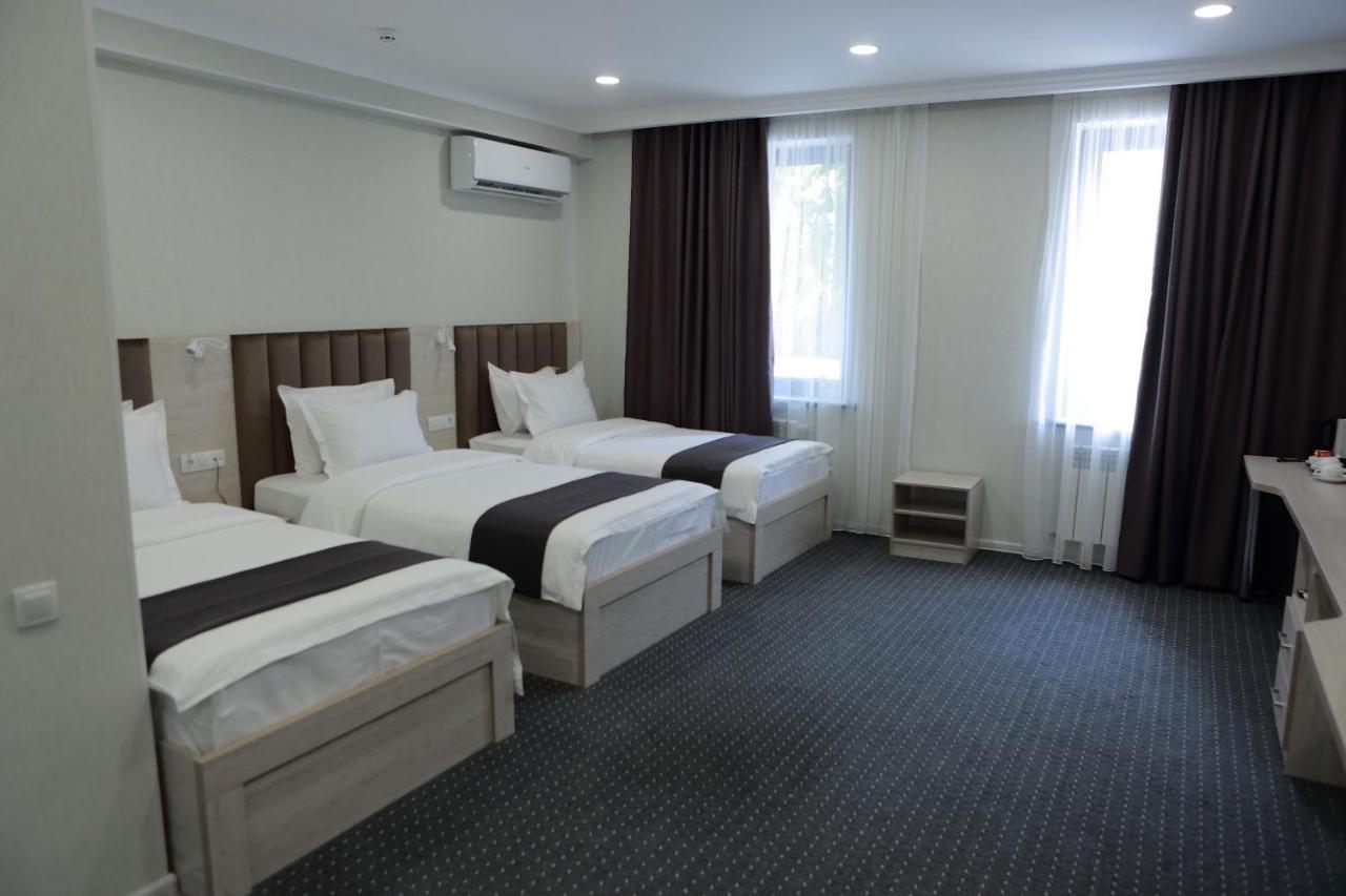Sharaf Hotel タシュケント エクステリア 写真